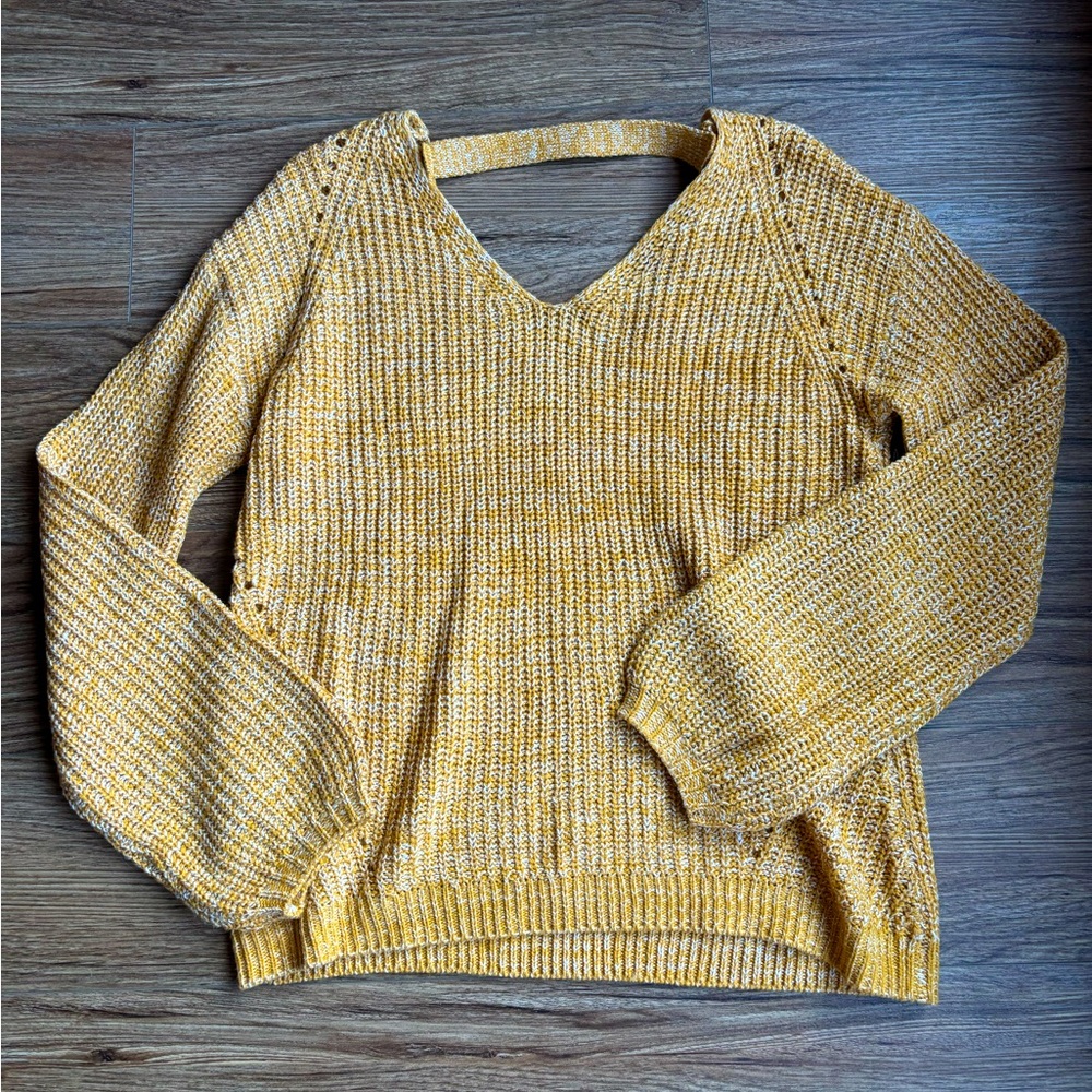 Yellow Sweater ⭐️